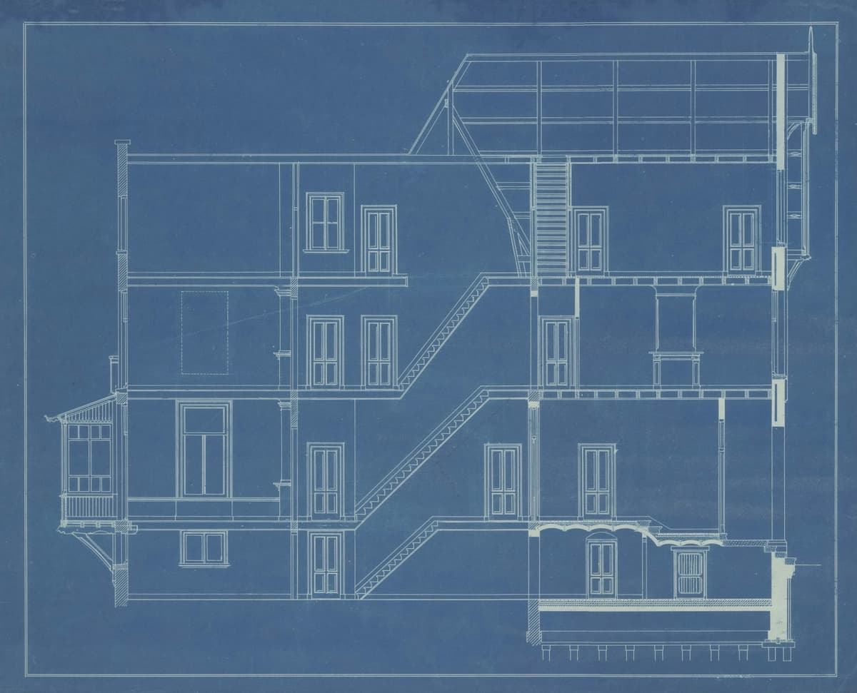 Blueprint casă multietaj analizat de AI pentru deviz — DevizeOnline